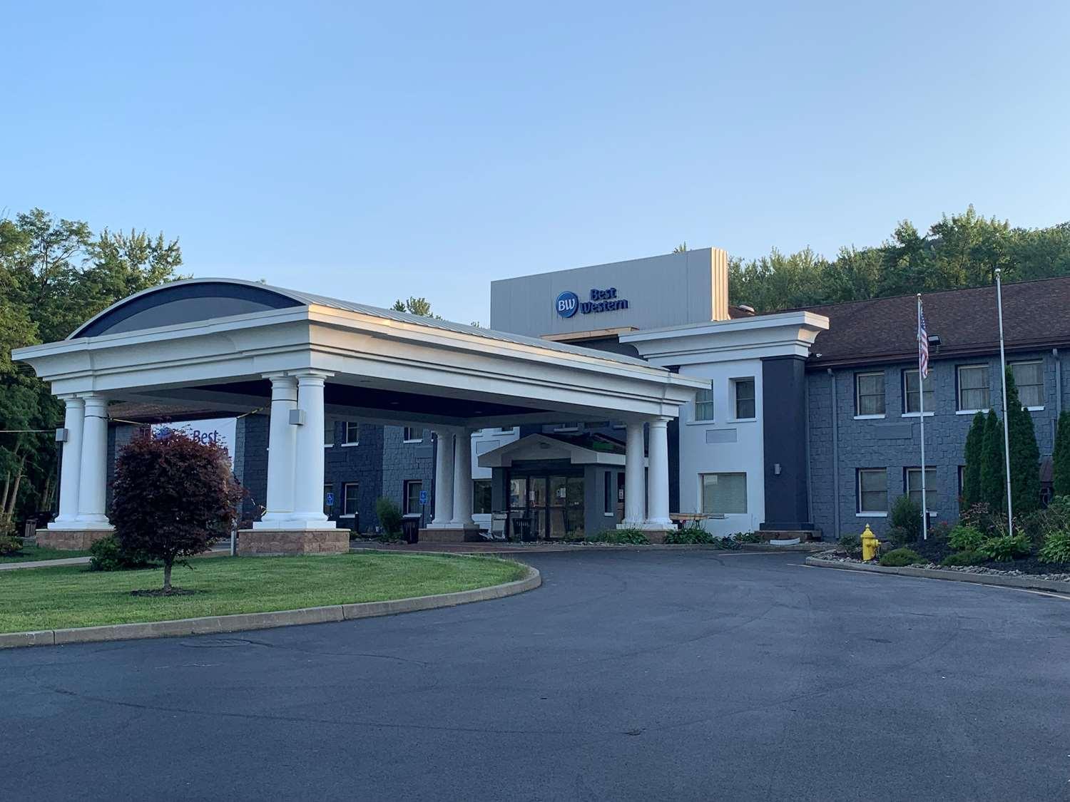 Best Western Owego Inn Kültér fotó
